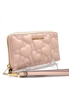 Michael Kors Large Quilted Heart Flat MF Phone Case Wallet Powder Blush